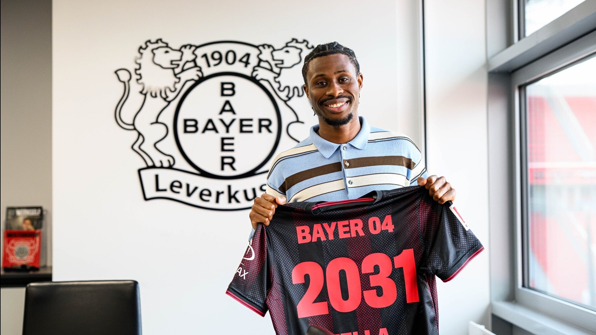 Nathan Tella verlängert: "Unglaubliches Gefühl, Teil dieses Clubs zu sein"