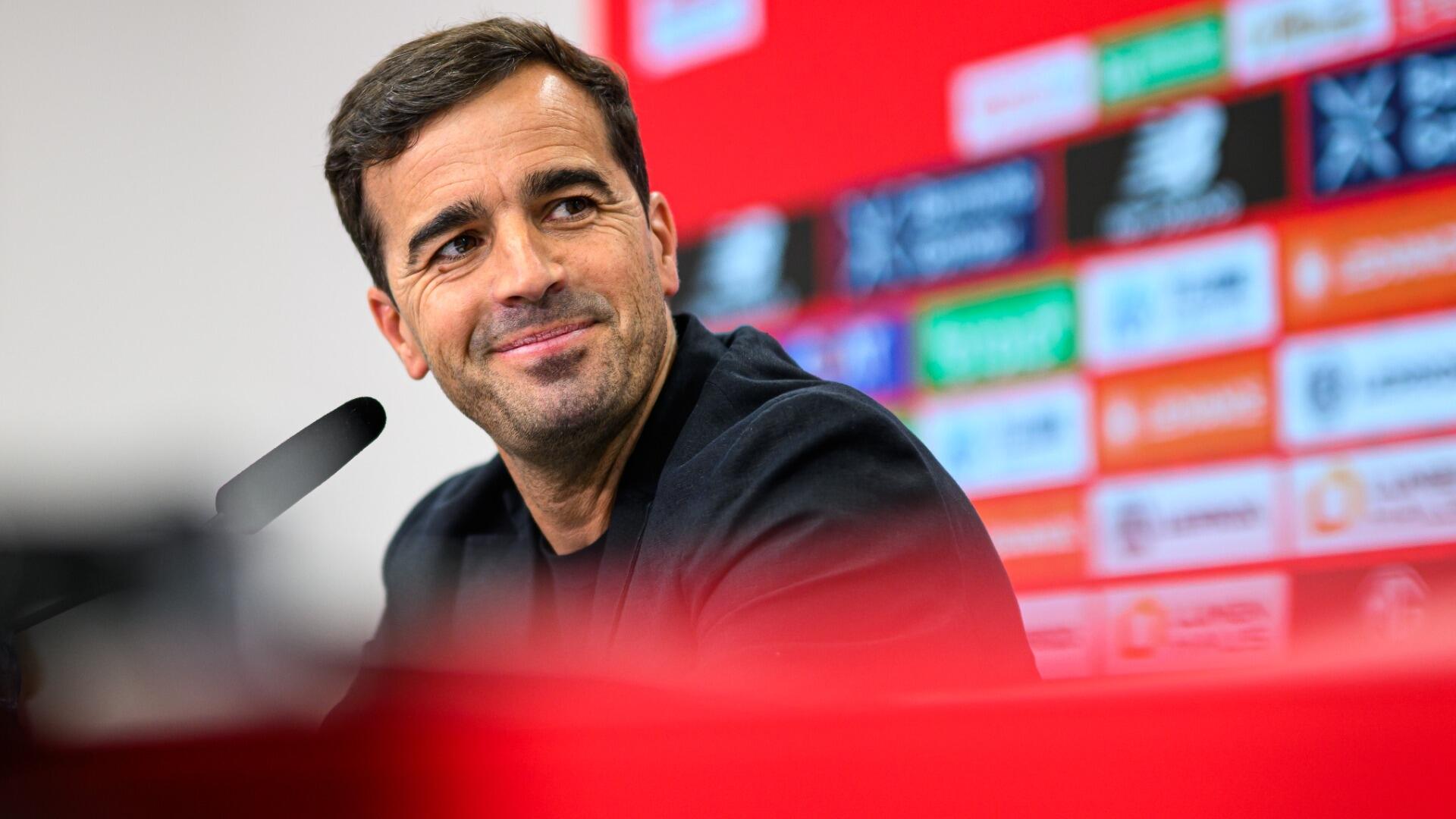 Carles Mar­tí­nez: „Den Fans soll unser Fuß­ball gefal­len und Spaß machen“