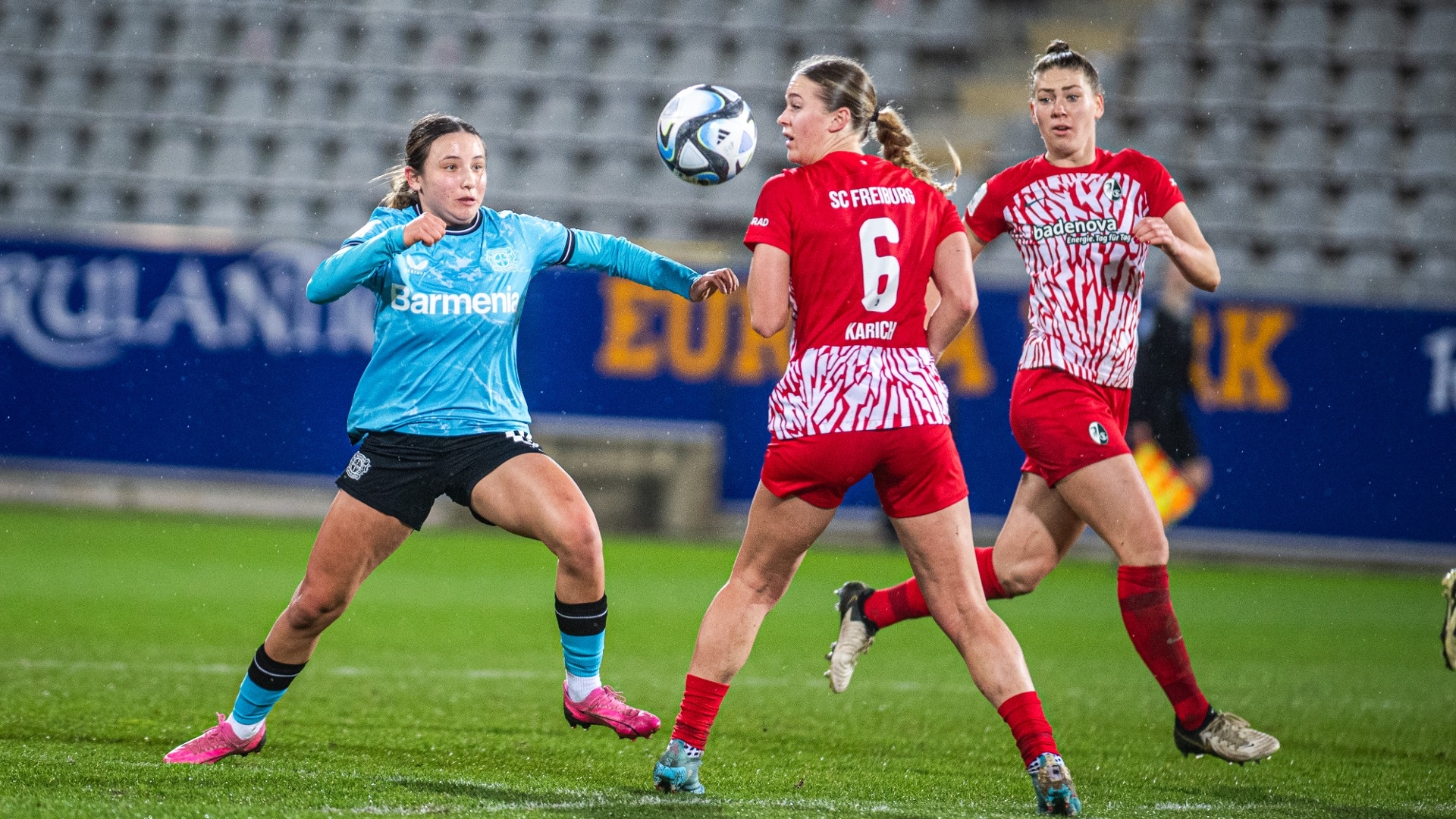 Women play out goalless draw at Freiburg | 15th matchday