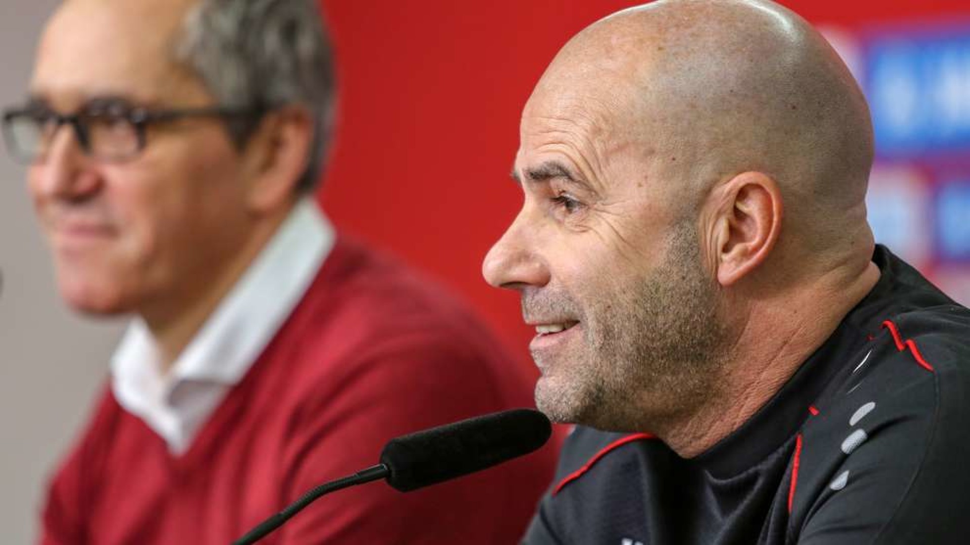 Die PK mit Peter Bosz vor #B04FCB