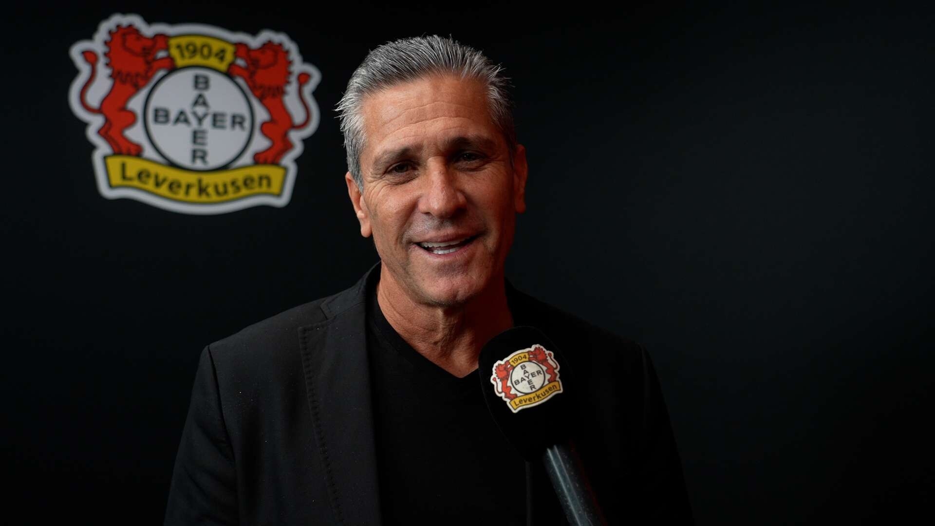 Jorginho zu Besuch in Leverkusen: "Bayer 04 macht eine tolle Arbeit"