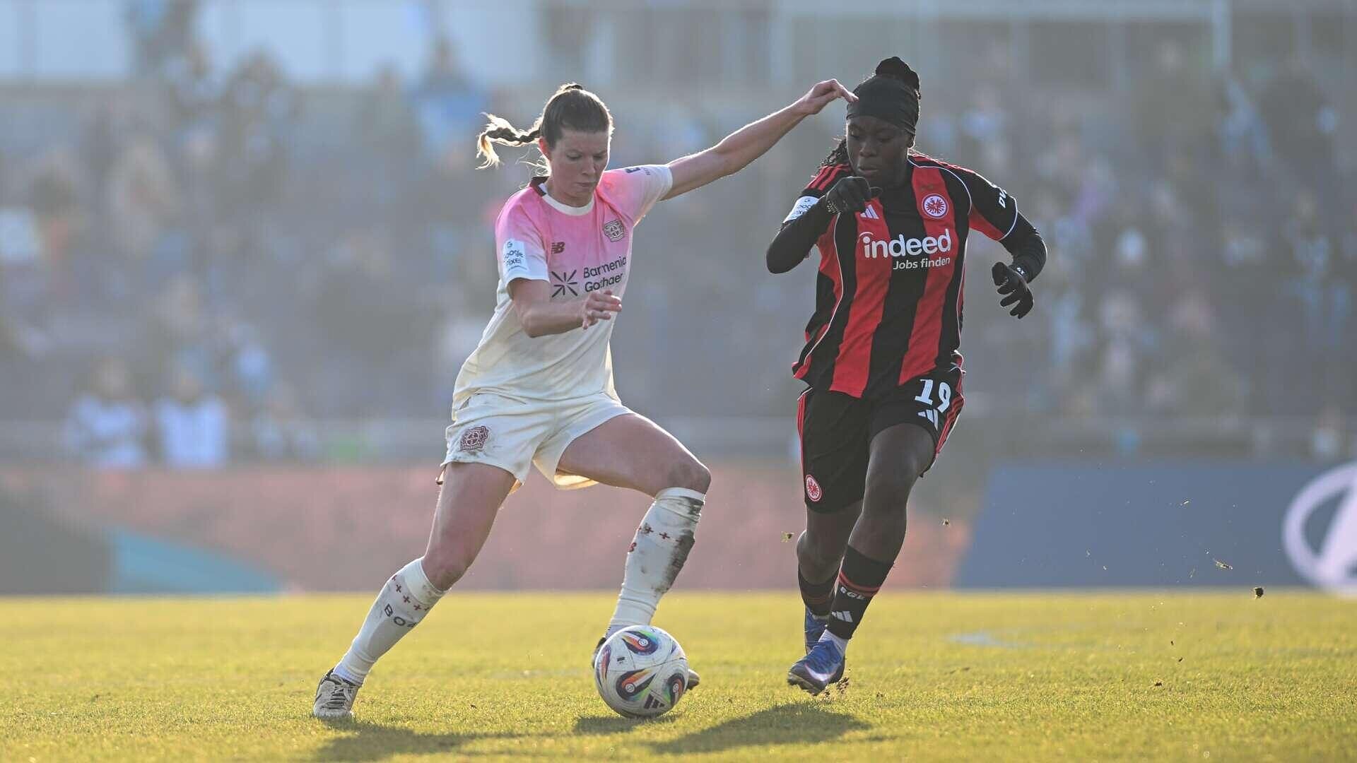 Frauen verlieren Verfolgerduell in Frankfurt | 17. Spieltag