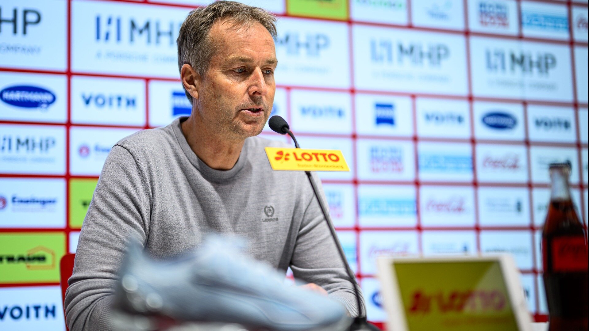 Die Pressekonferenz mit Schmidt und Hjulmand nach dem 3:3 in Heidenheim | Bundesliga, 27. Spieltag