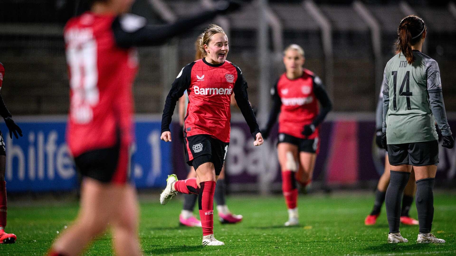 Zdebels Debüt-Tor bringt Bayer 04 Frauen ins Viertelfinale | Achtelfinale DFB-Pokal