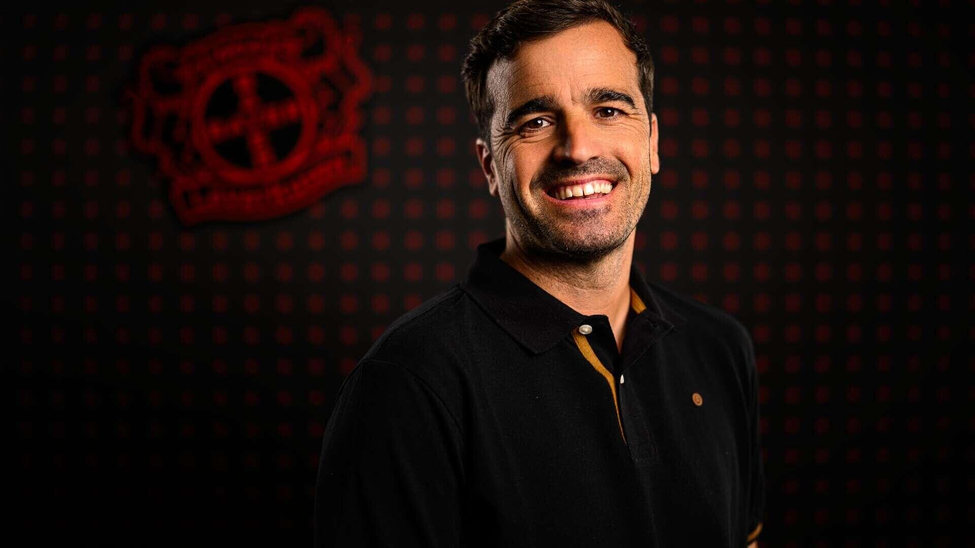 So coacht Carles Martínez die Werkself in Trainings und beim Testspielsieg gegen Genk