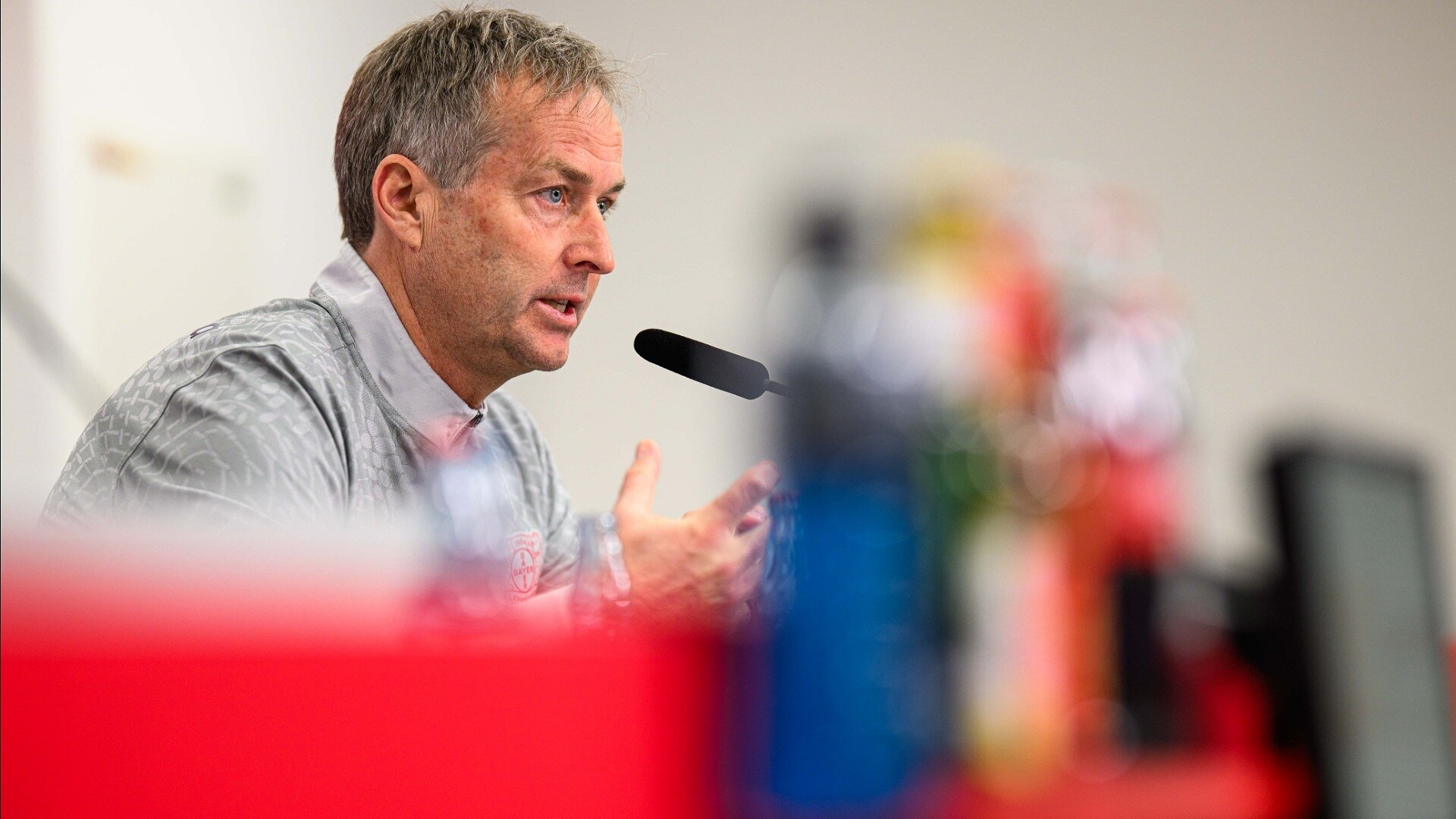 Die PK vor dem Auswärtsspiel bei Borussia Dortmund | 29. Spieltag