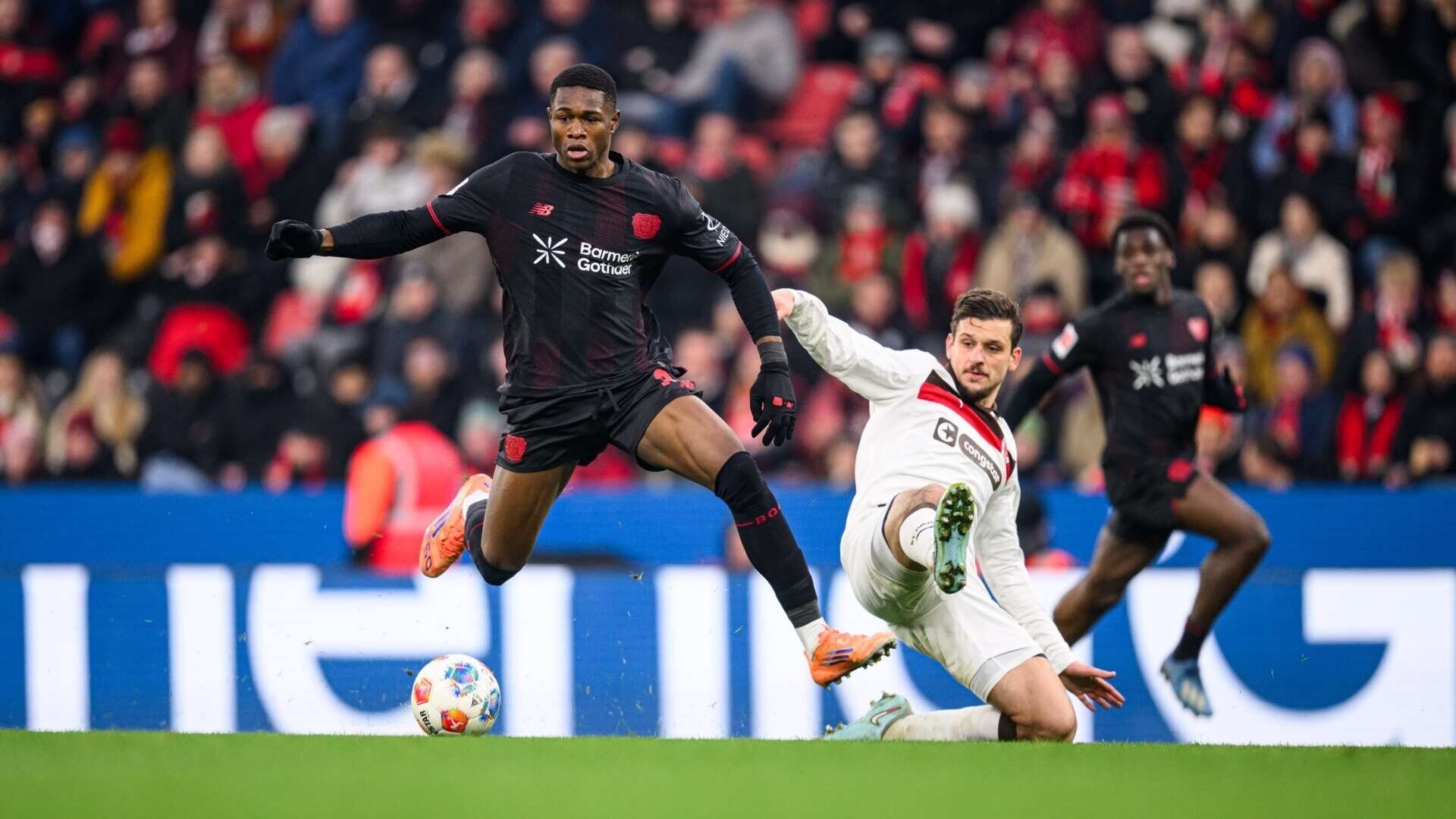 Highlights: Bayer 04 schlägt St. Pauli mit 4:0 | 22. Spieltag