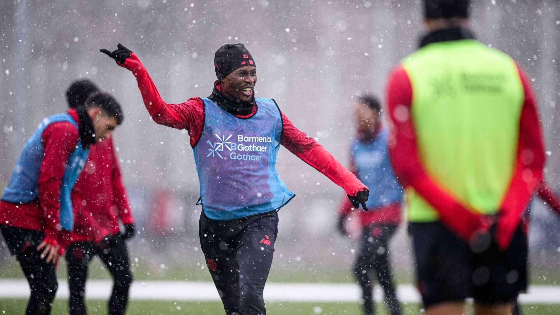 Schneereicher Trainingsstart: Die ersten Werkself-Einheiten des Jahres 2026