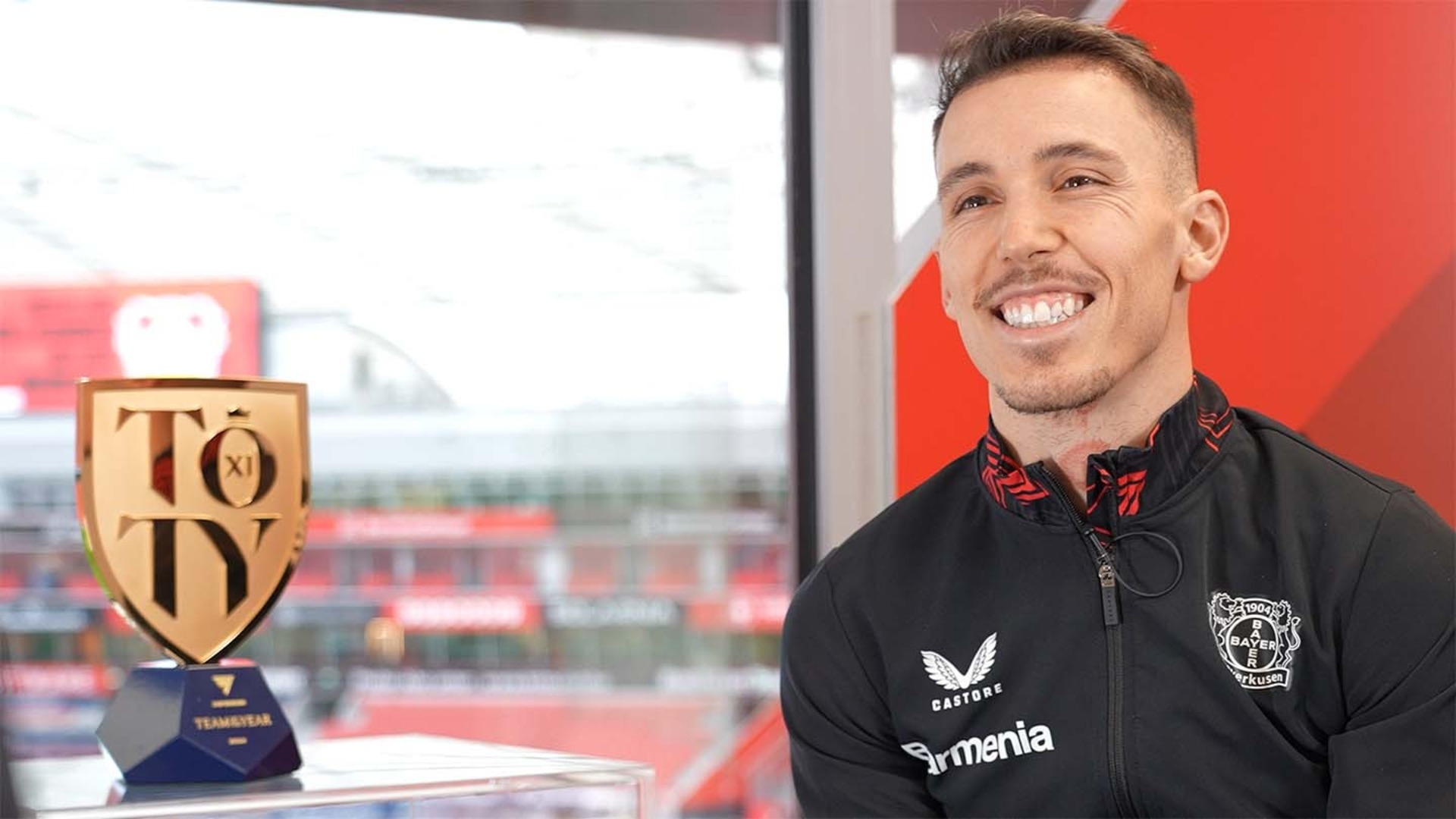 Alejandro Grimaldo im EA FC Team of the Year: Das Interview