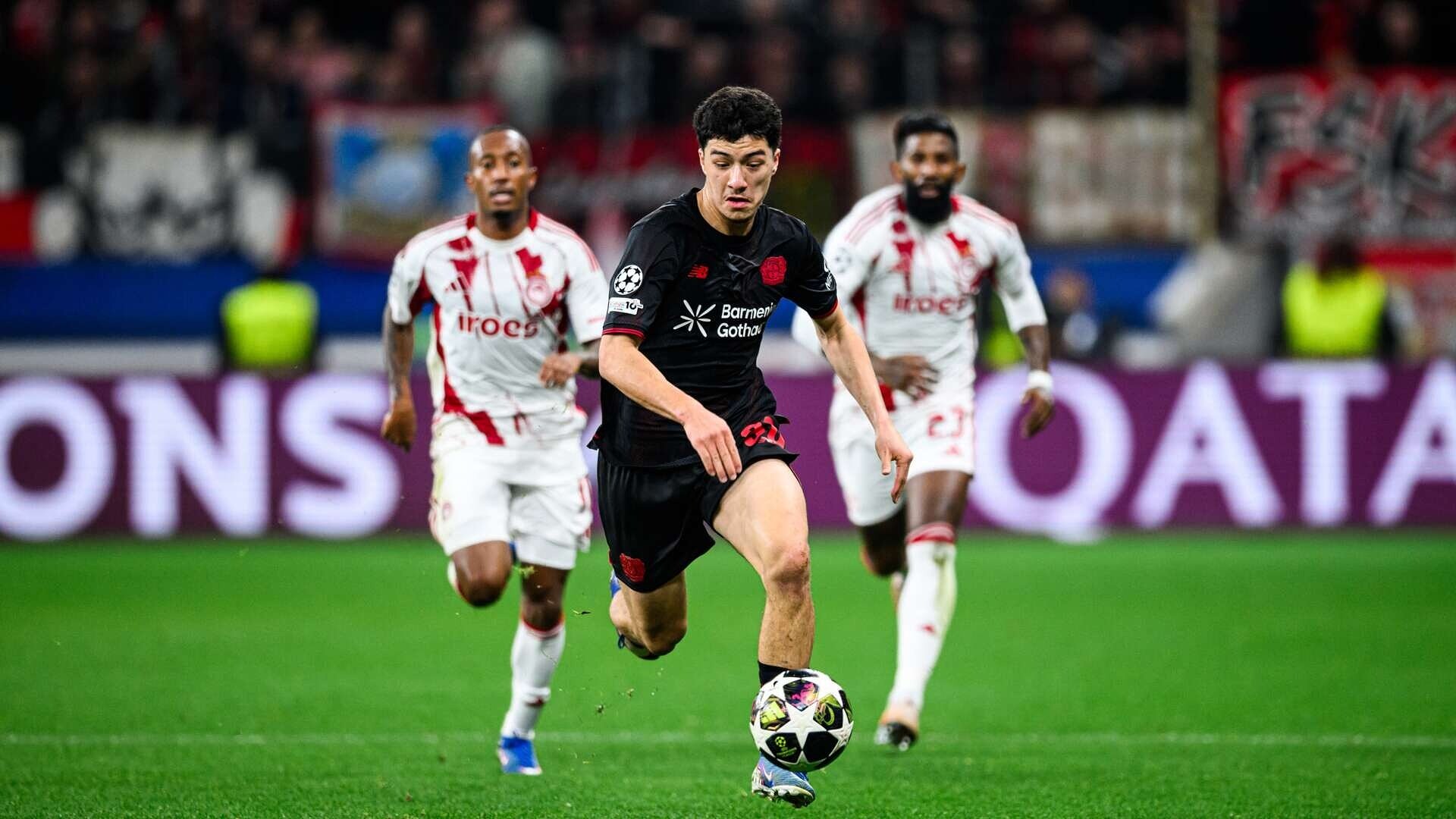 Re-Live | Bayer 04 - Olympiakos Piräus | Play-offs UCL