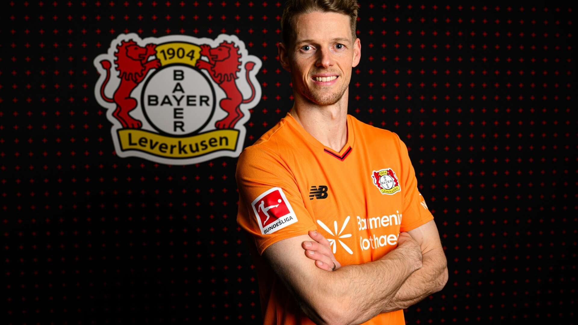 Willkommen, Jonas Omlin: Erster Tag bei Bayer 04 | Interview