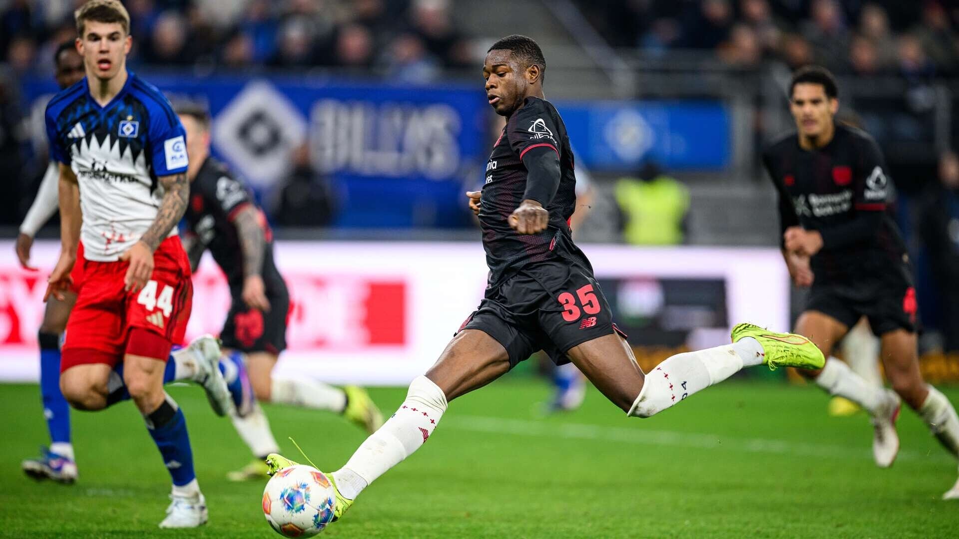 Werkself triumph 1-0 in rearranged match at Hamburg | 17th matchday