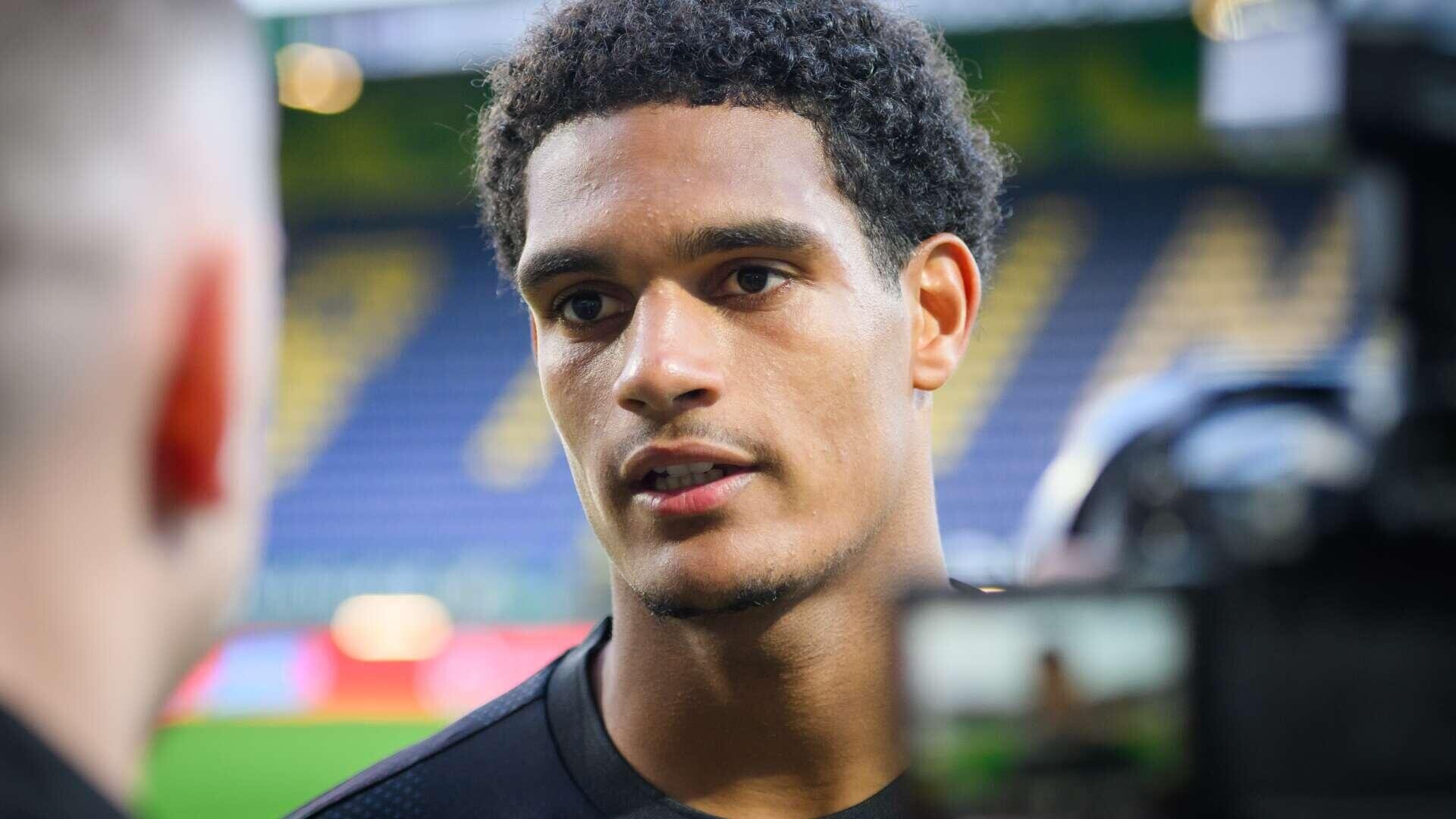 Quansah: „Hoffentlich das erste Tor von vielen“ | Testspiel in Sittard