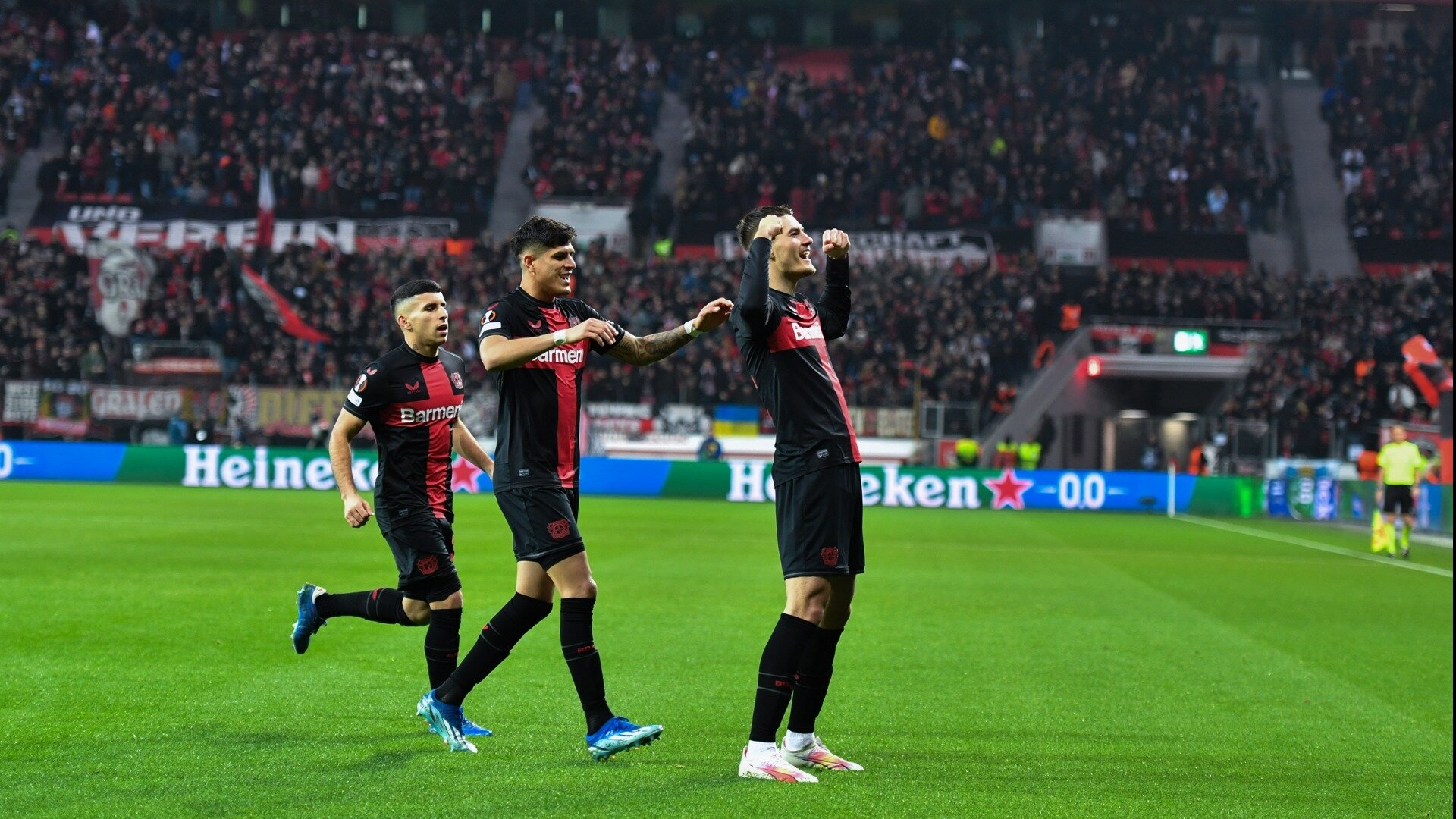 Werkself complete perfect group stage with 5-1 win over Molde | Group stage UEL