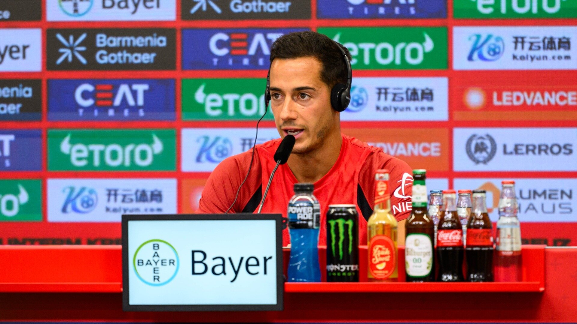 Die Medienrunde mit Lucas Vázquez