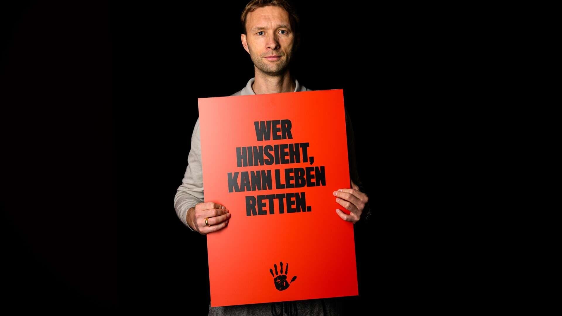 Stopp Gewalt gegen Frauen: Werkself setzt Zeichen am „Orange Day“