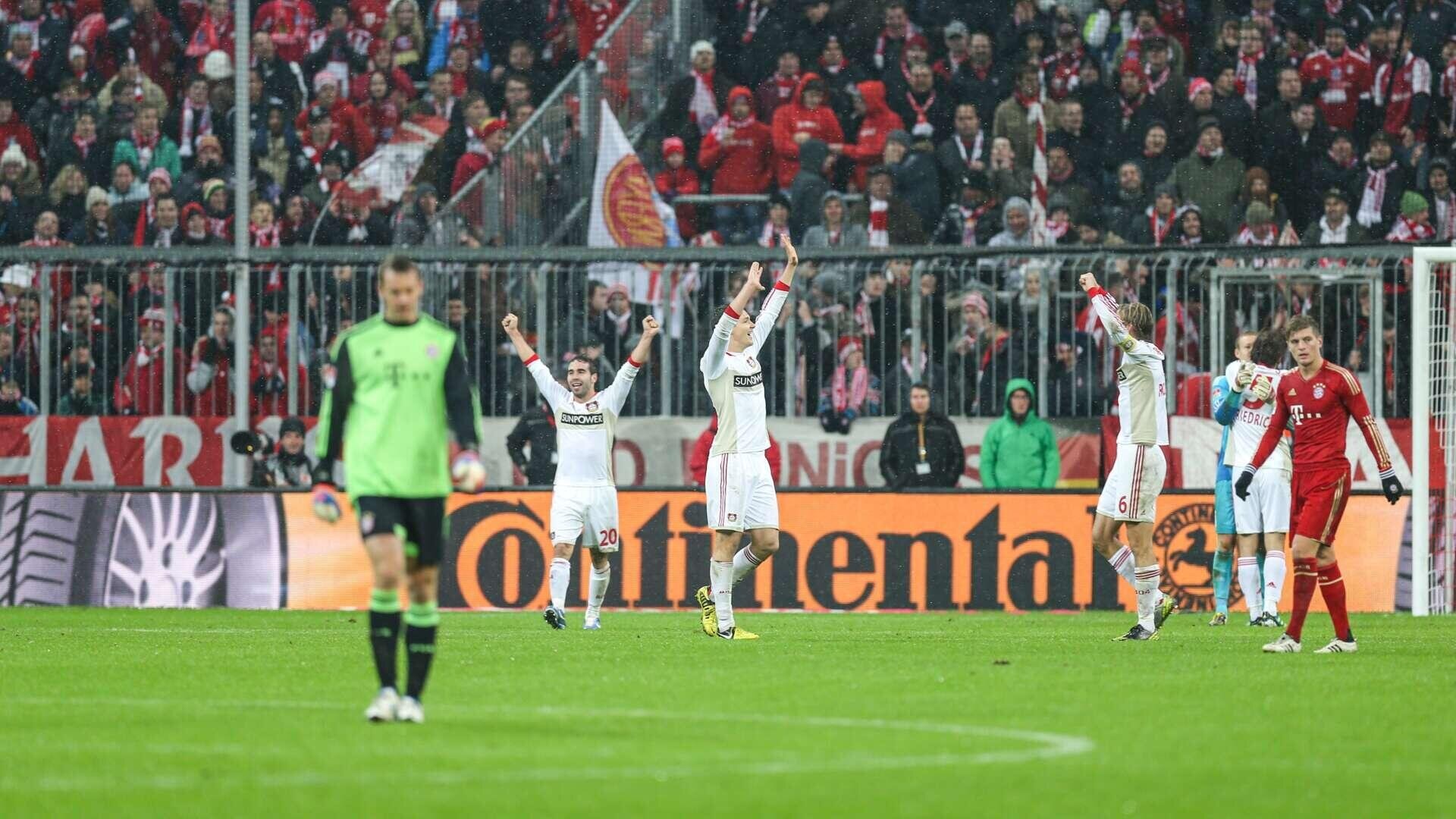 Vor 13 Jahren: Kurioses Tor führt Bayer 04 zum Sieg gegen die Bayern