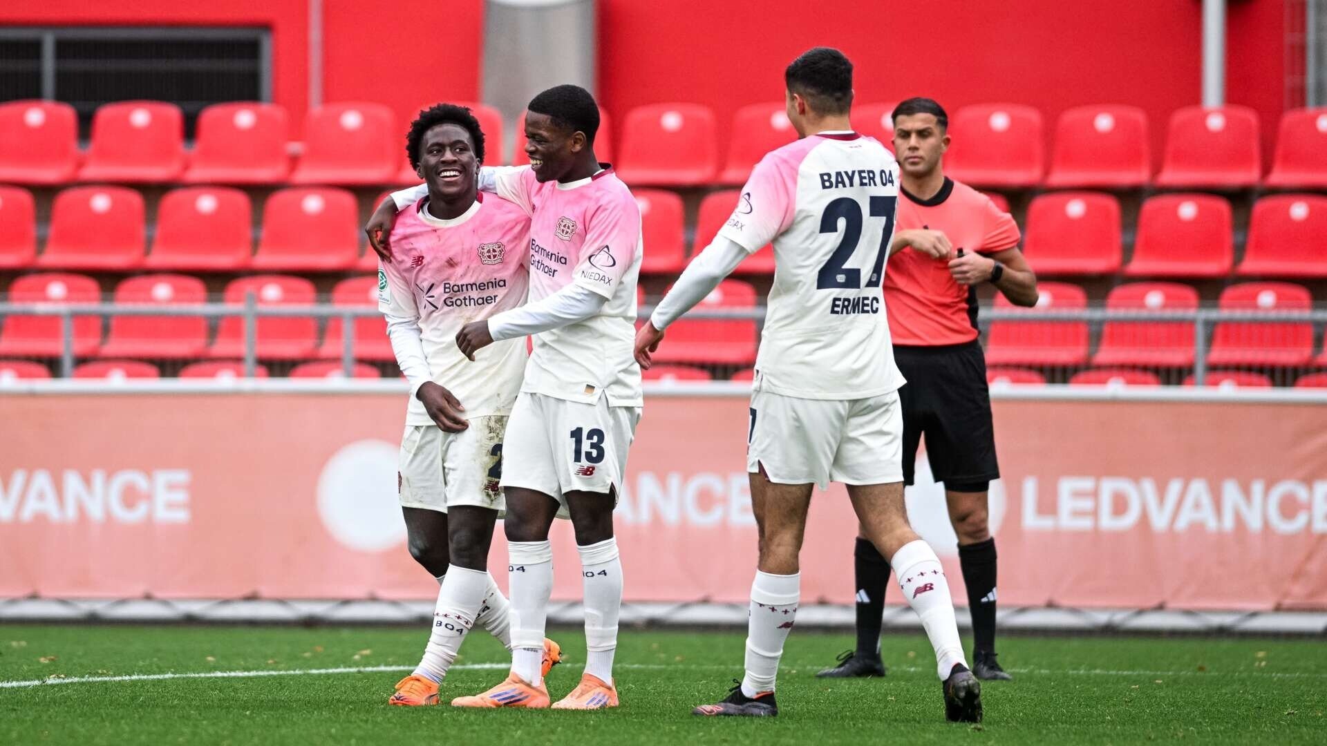 U19 triumphiert 11:1 über Schott Mainz – Saisonbestmarke gesetzt