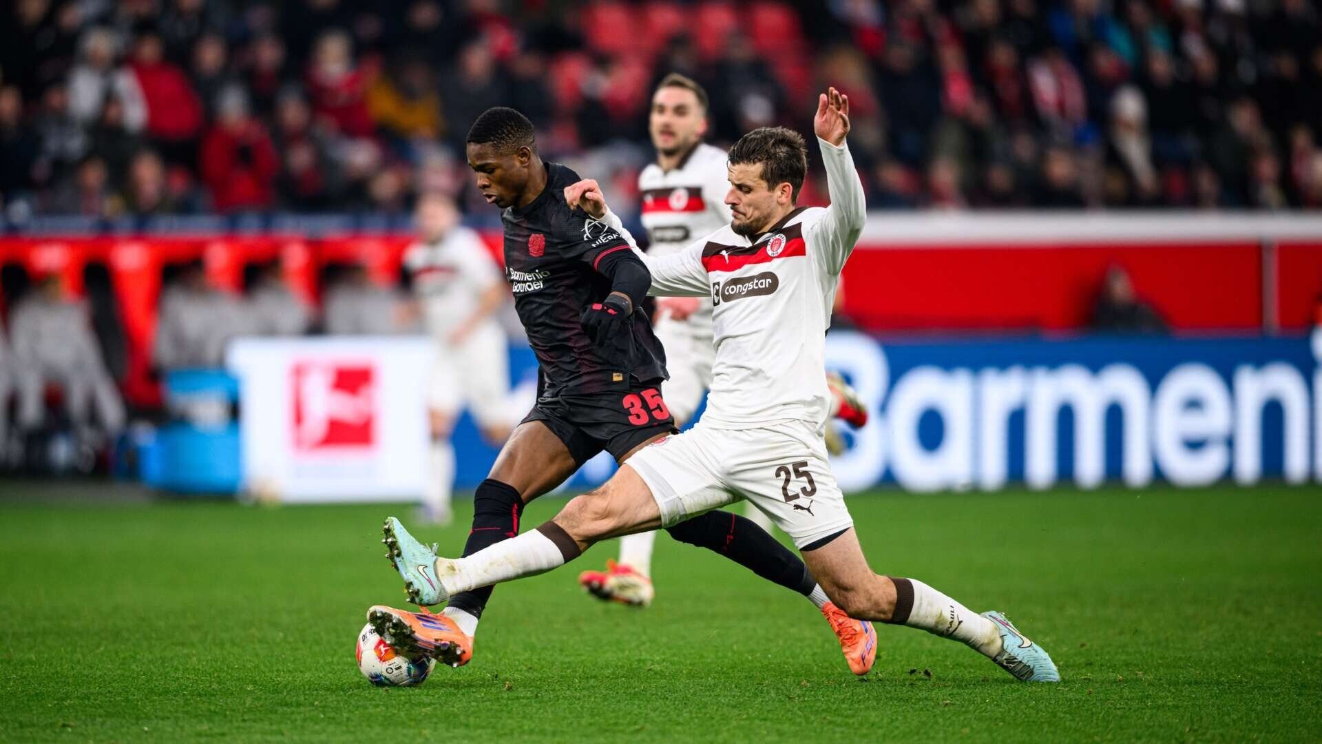 Werkself beat St. Pauli 4-0 on carneval weekend | 22nd matchday