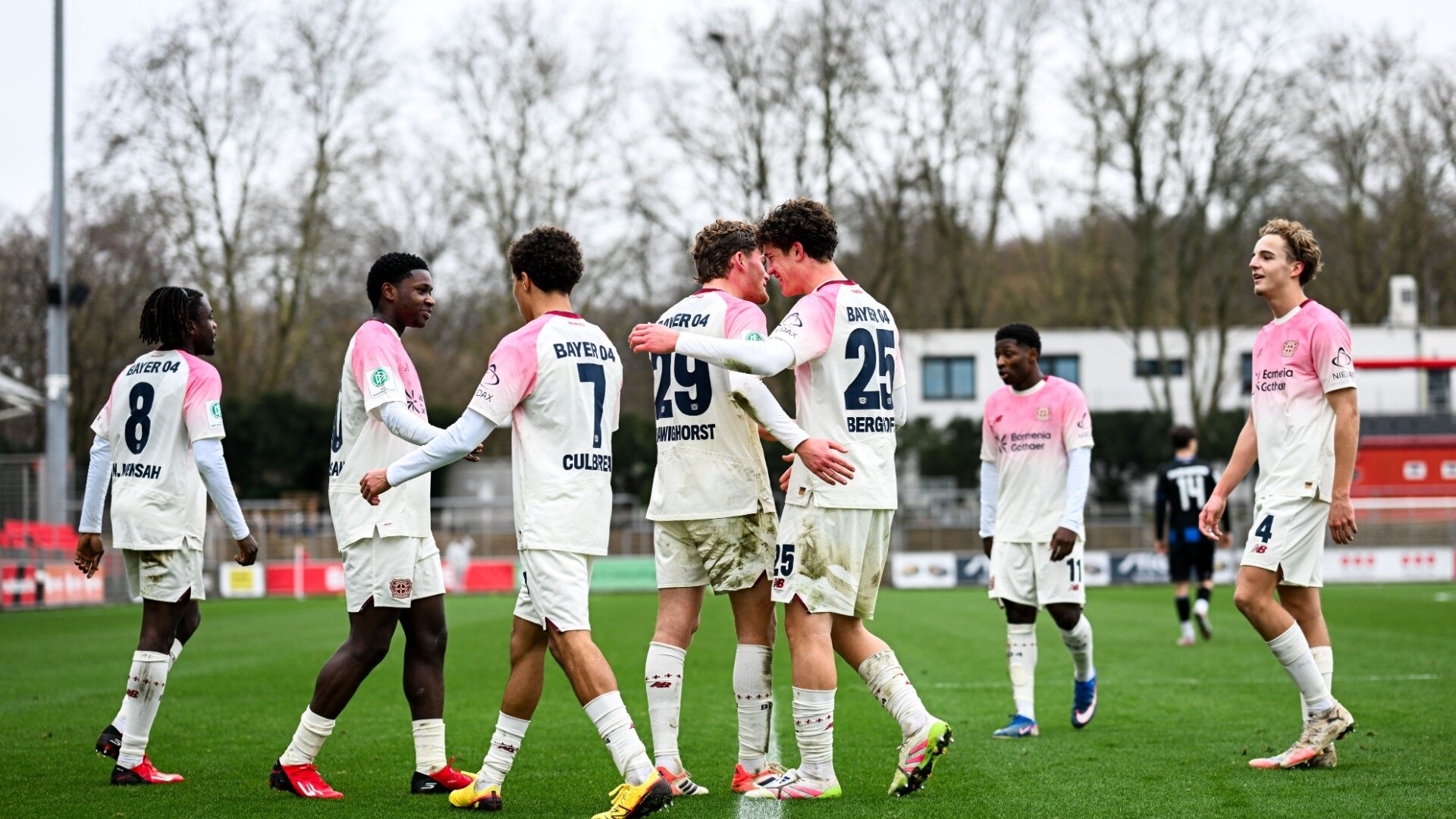 Torreiche zweite Hälfte: U19 feiert Sieg gegen Paderborn