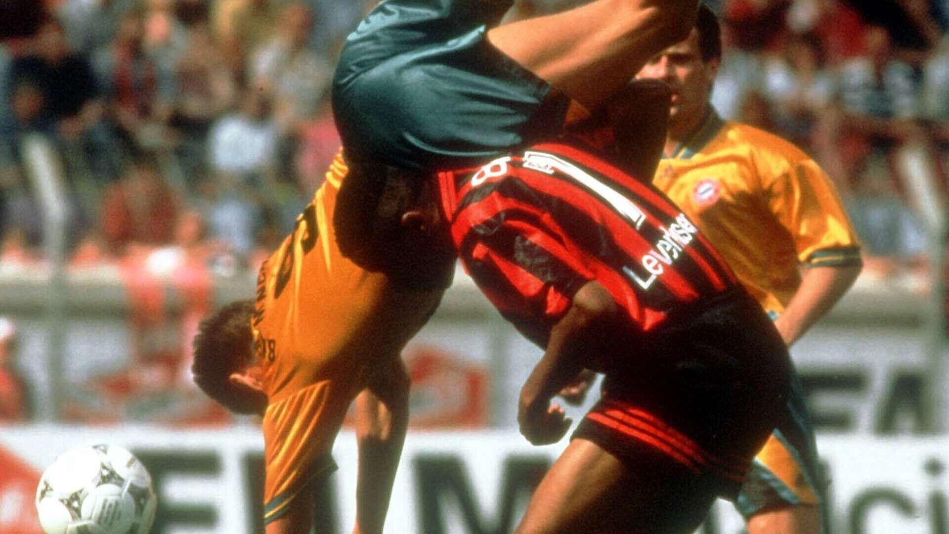 Ulf Kirsten und Paulo Sergio schießen die Werkself zum Heimsieg