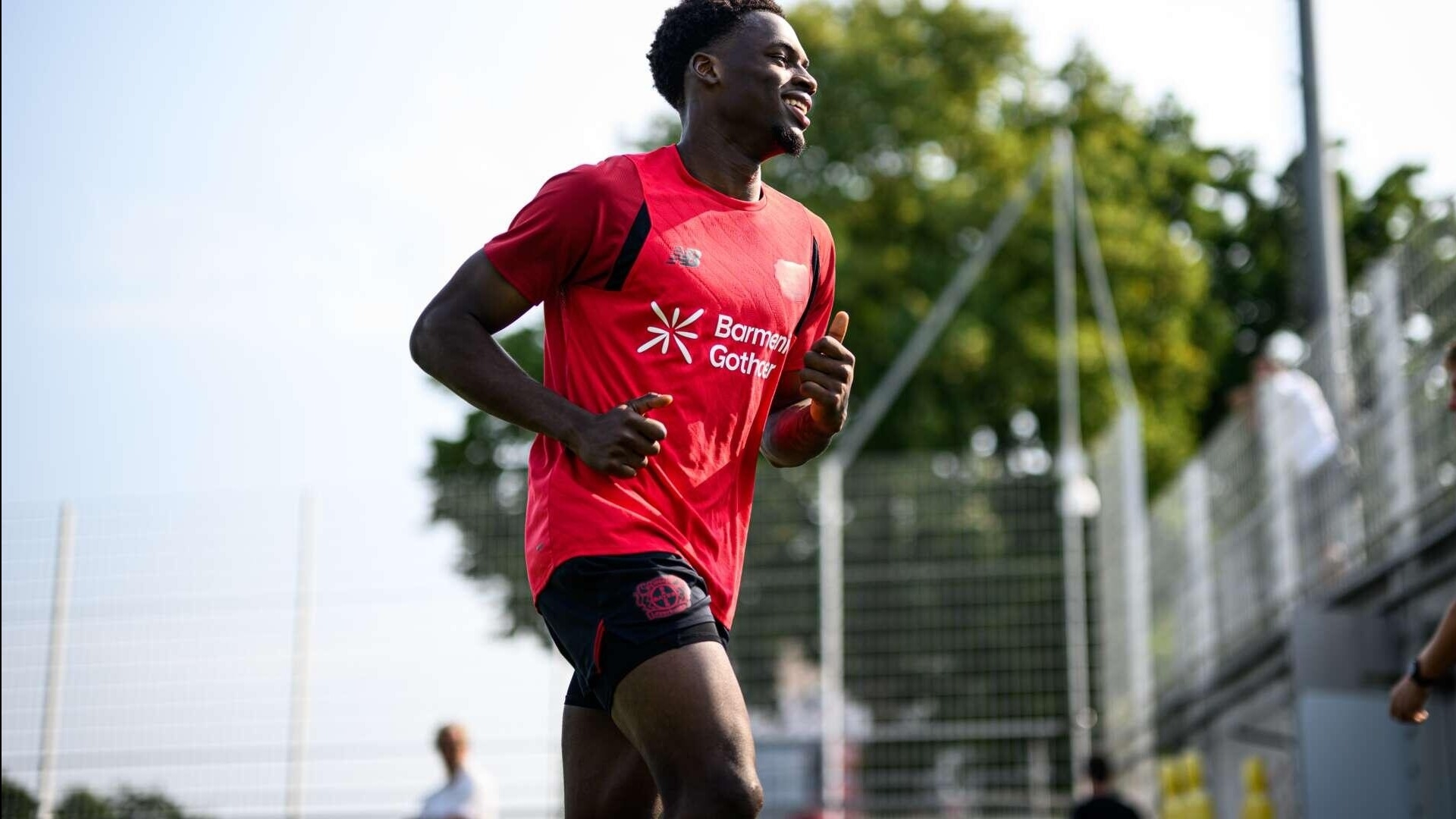 Will­kom­men, Ernest Poku! | Ers­ter Tag & Inter­view