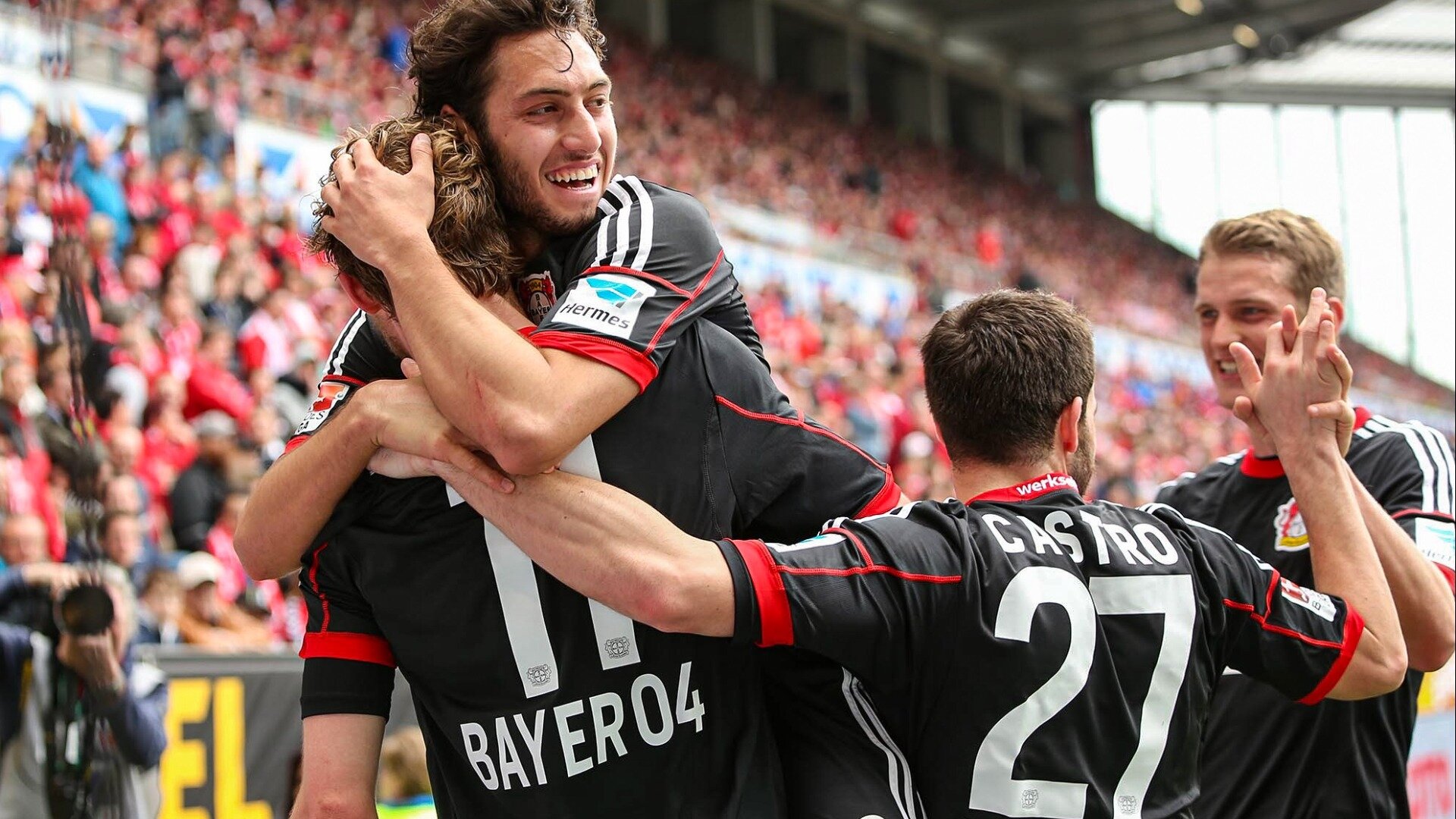 Traumhafter Calhanoglu-Freistoß besiegelt Auswärtssieg in Mainz