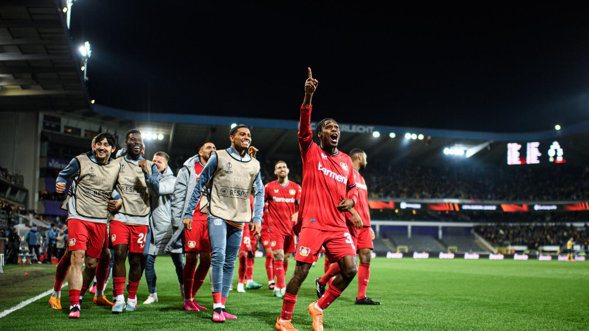 Historischer Abend - Werkself zieht ins Halbfinale ein | Viertelfinale UEL