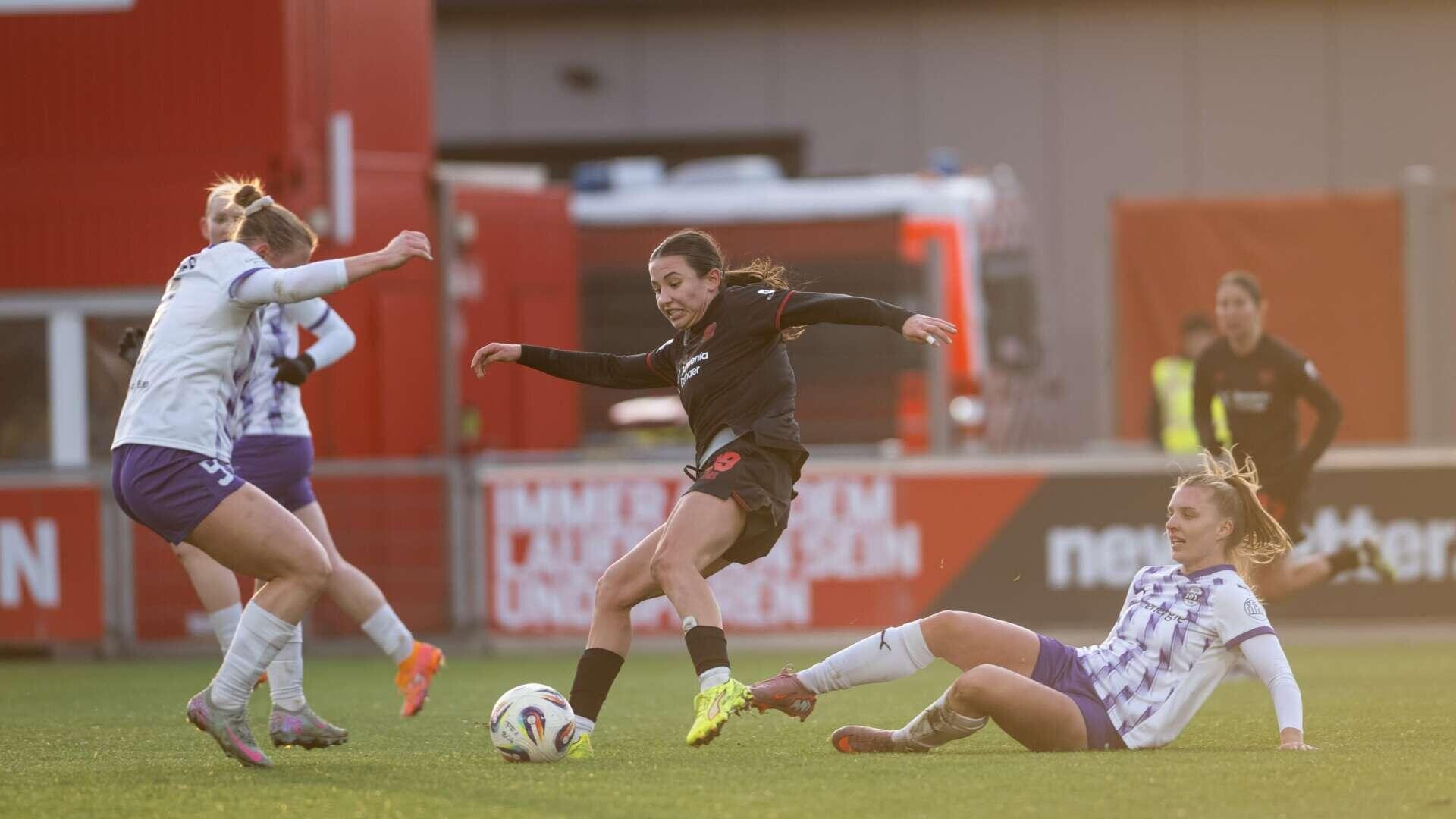 Frauen unterliegen SGS Essen zu Hause | 11. Spieltag