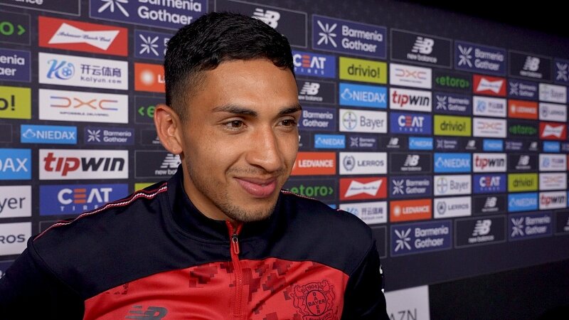 Fernán­dez: „Freue mich sehr, dass ich der Mann­schaft hel­fen konnte“