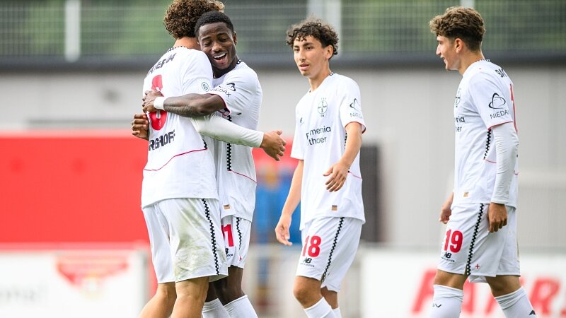 U19 mit Kantersieg gegen Saarbrücken - Dreierpack von Dustin Buck