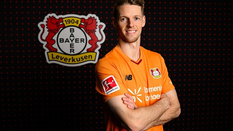 Willkommen, Jonas Omlin: Erster Tag bei Bayer 04 | Interview