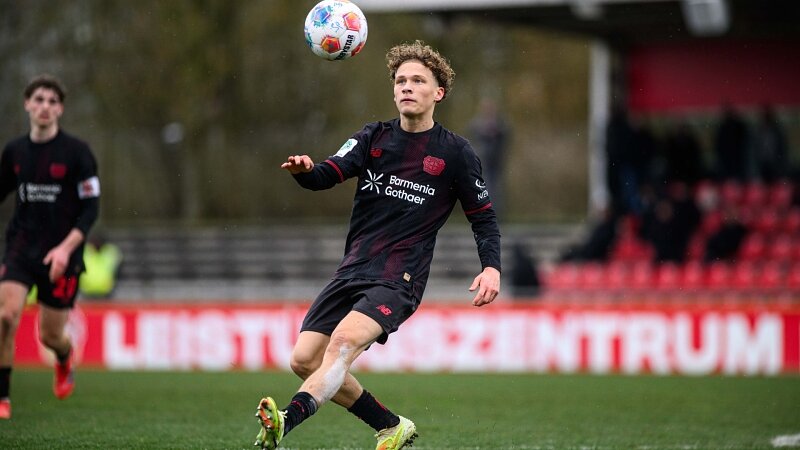 U17 von Bayer 04 erkämpft spätes 3:3 gegen Mönchengladbach
