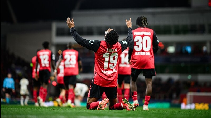 Bayer 04 nach 2:0 gegen Prag direkt im Achtelfinale | 8. Spieltag UCL
