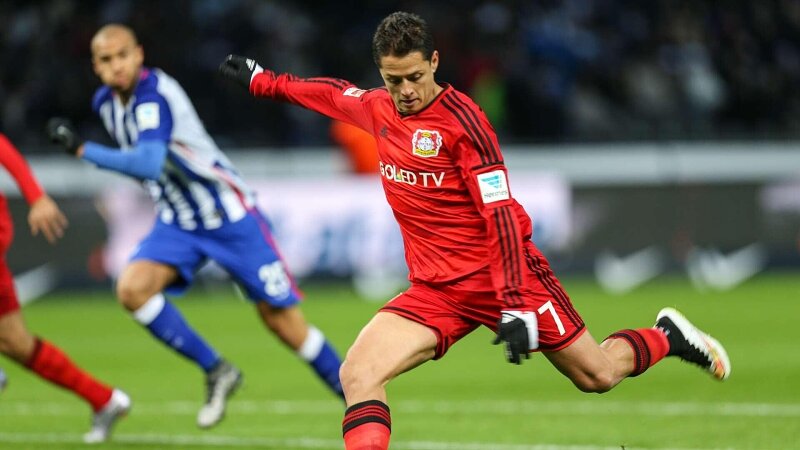 Von Szech bis Chicharito | Tore des Monats September