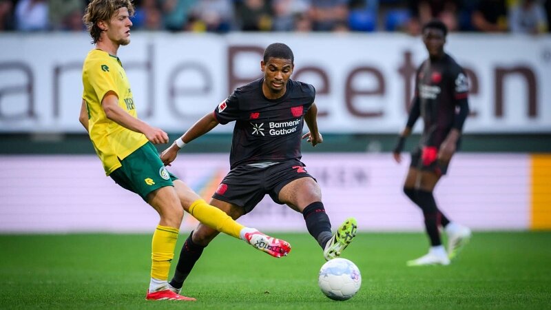 2:1 in Sittard - Werkself mit Testspiel-Sieg bei Tor-Debüt von Quansah | Testspiel