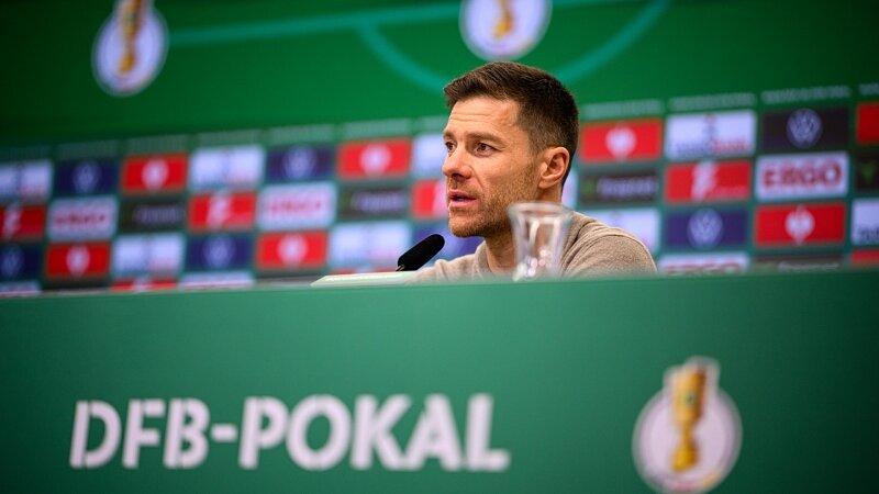 Halbfinal-Einzug! | Die PK mit Struber und Alonso | Viertelfinale DFB-Pokal