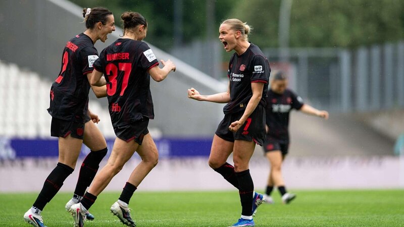 Rekord: Frauen feiern 14. Saisonsieg in Essen | 24. Spieltag