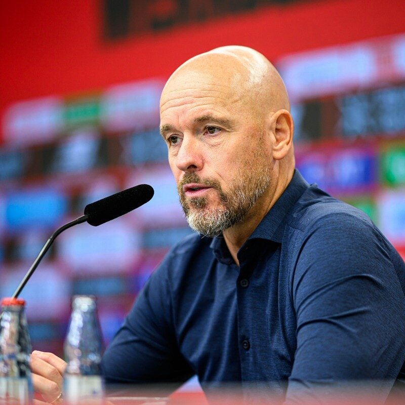 RE-LIVE: Die PK mit Ilzer und ten Hag nach dem 1:2 gegen die TSG Hoffenheim | 1. Spieltag